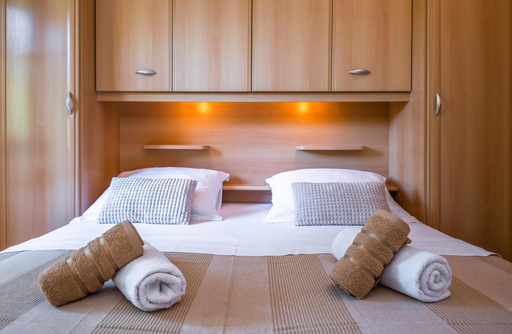 Apartmani Lovrenco Krvavica Exteriér fotografie