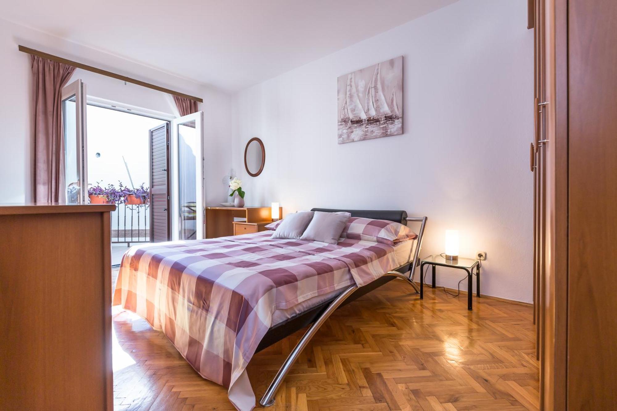 Apartmani Lovrenco Krvavica Exteriér fotografie