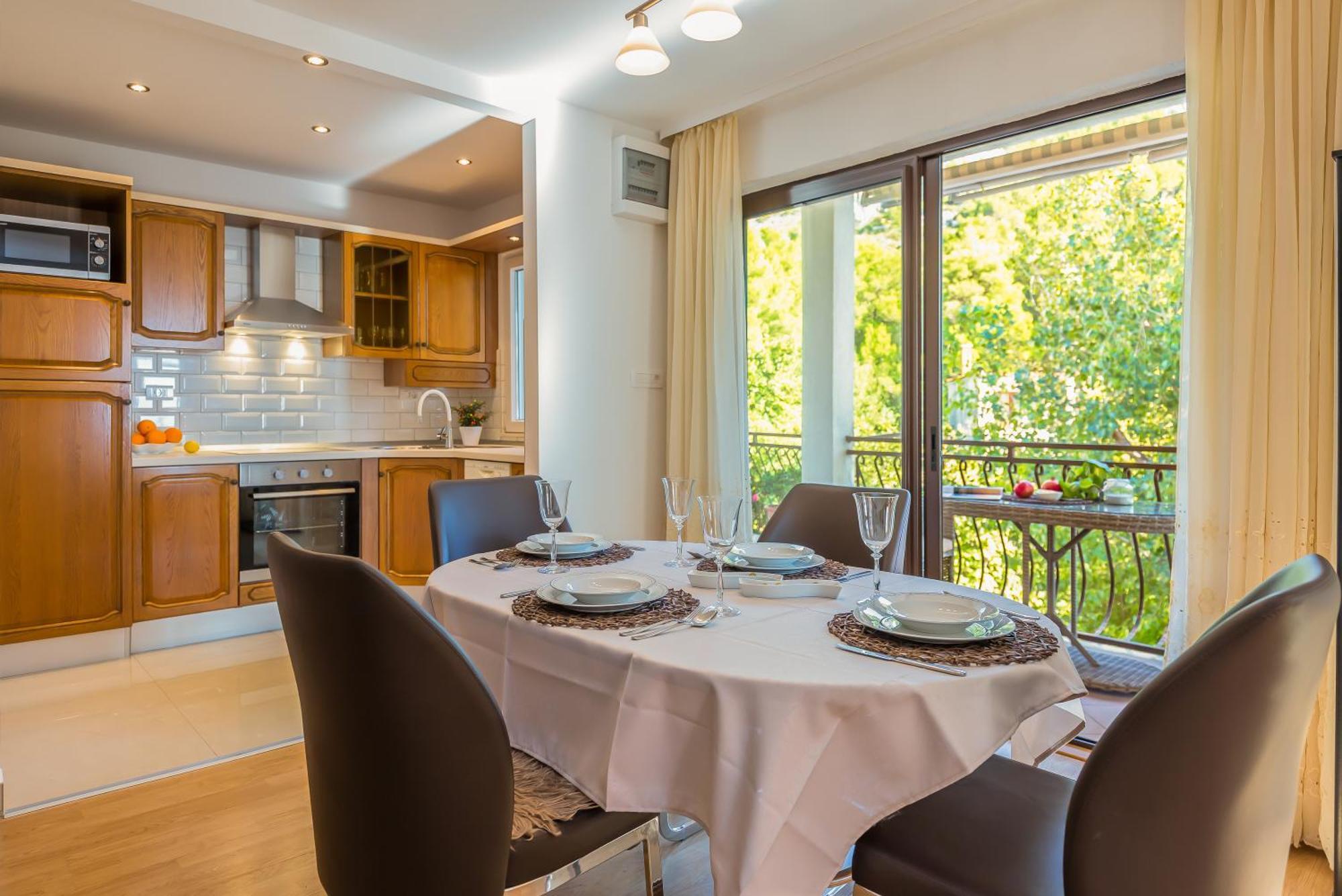 Apartmani Lovrenco Krvavica Exteriér fotografie