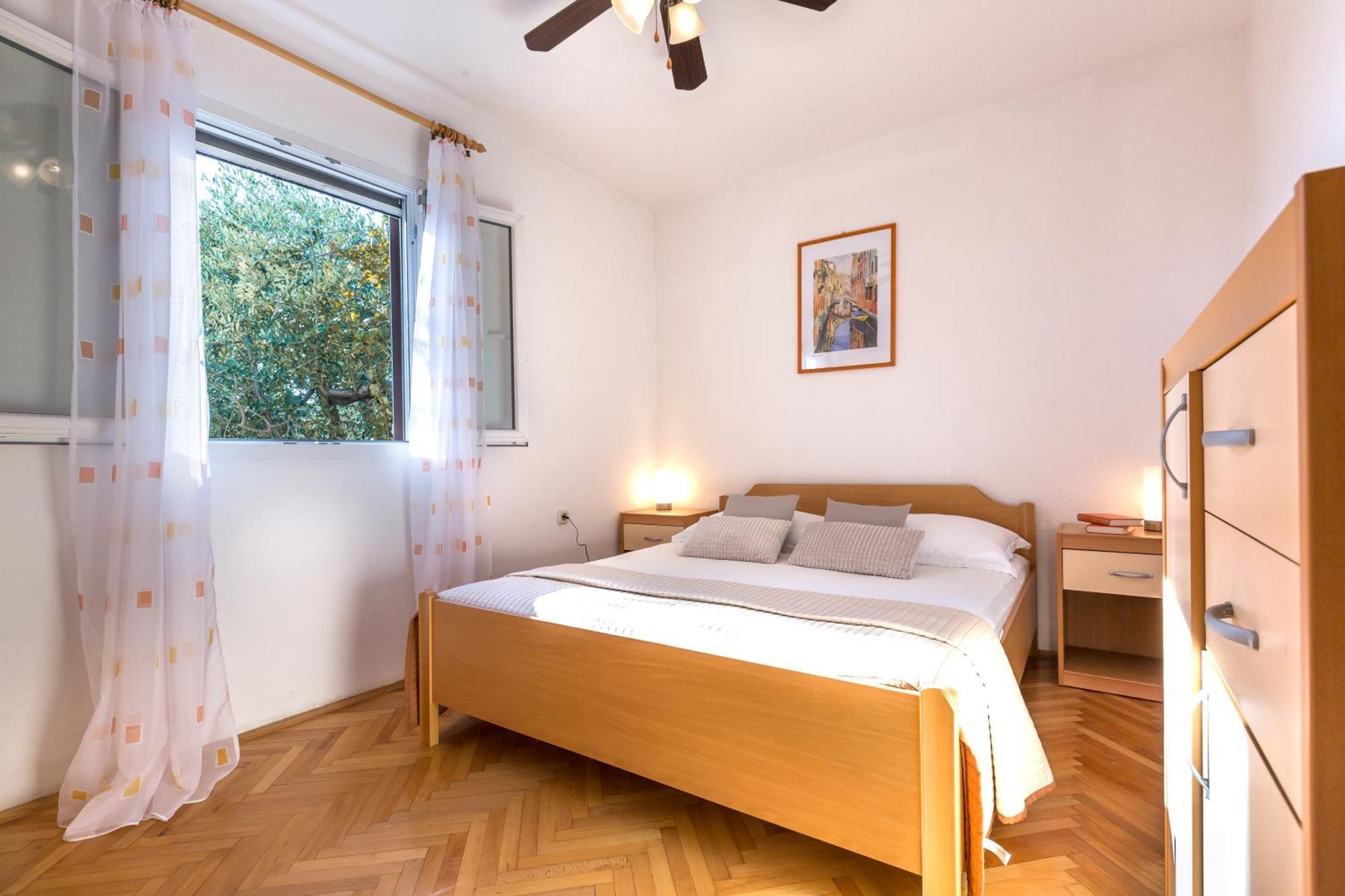 Apartmani Lovrenco Krvavica Exteriér fotografie