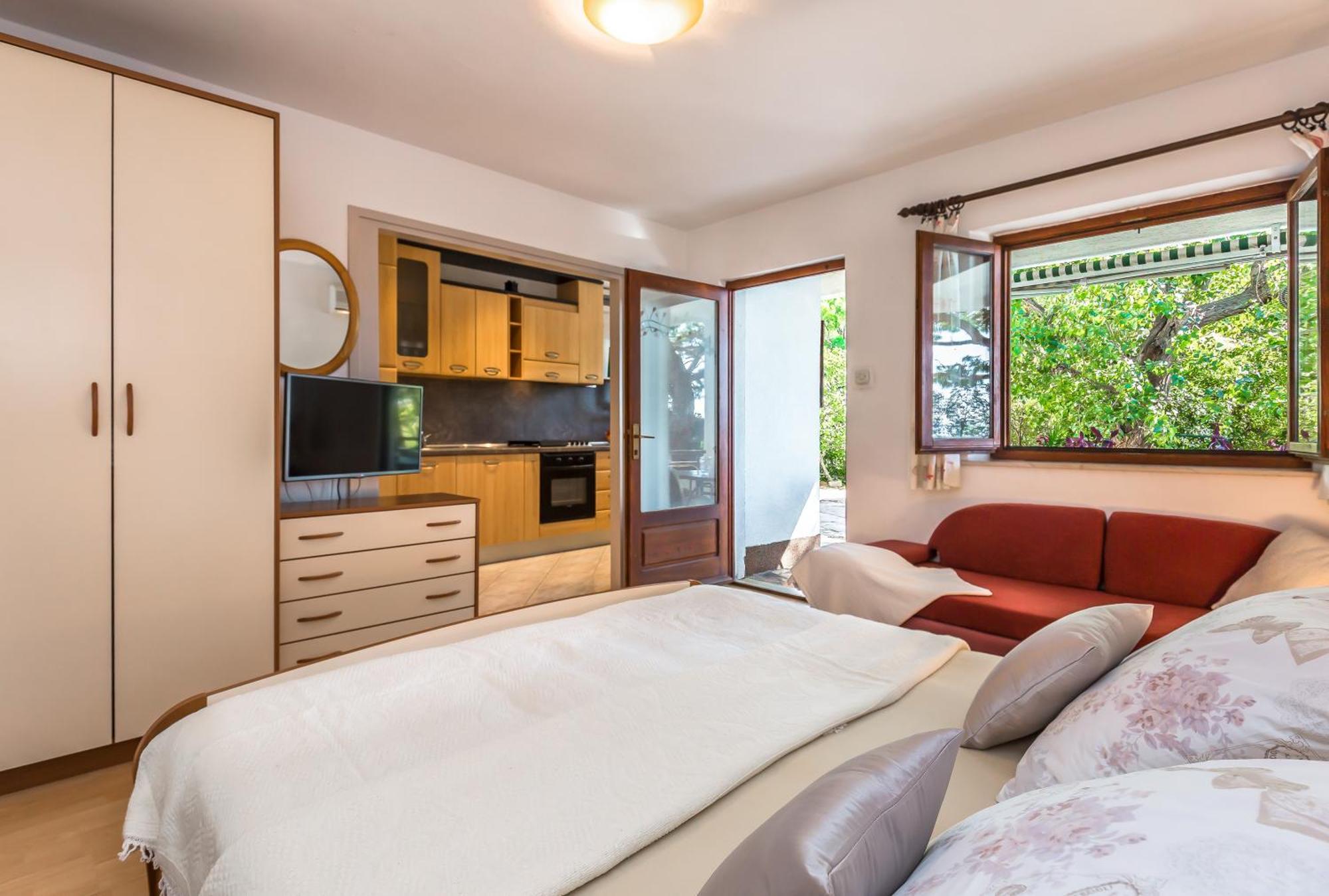Apartmani Lovrenco Krvavica Exteriér fotografie