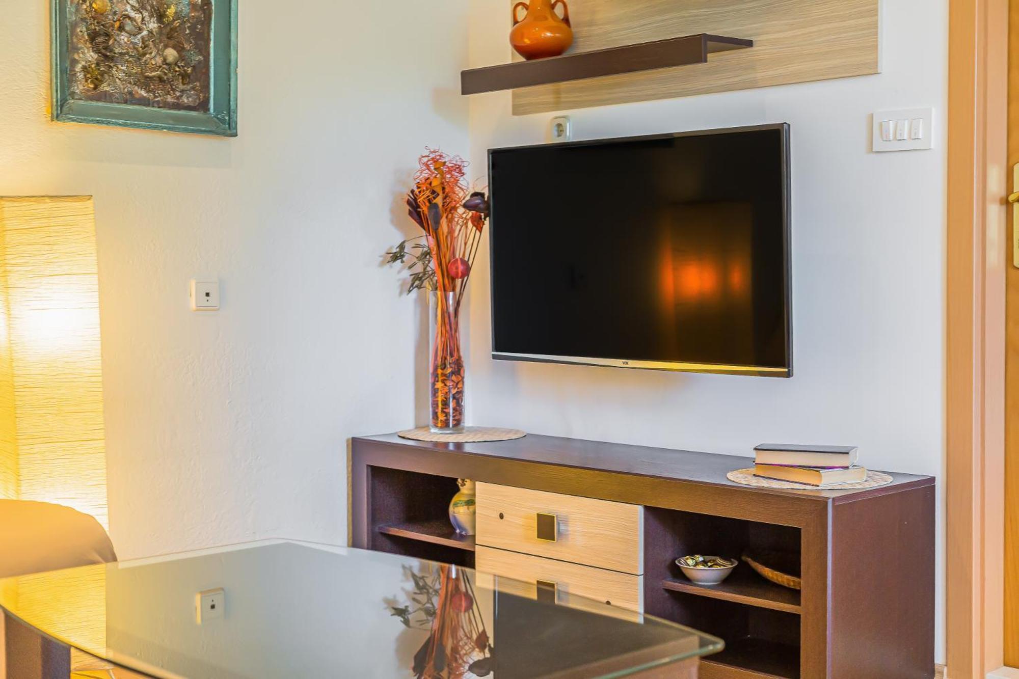 Apartmani Lovrenco Krvavica Exteriér fotografie